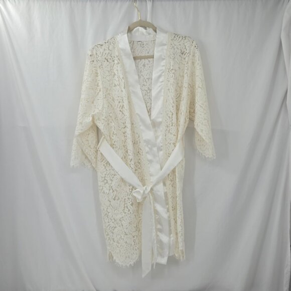 Weddingstar Lace Kimono Short Robe With Belt Can Be Used As Coverup Size S/M - Picture 1 of 12